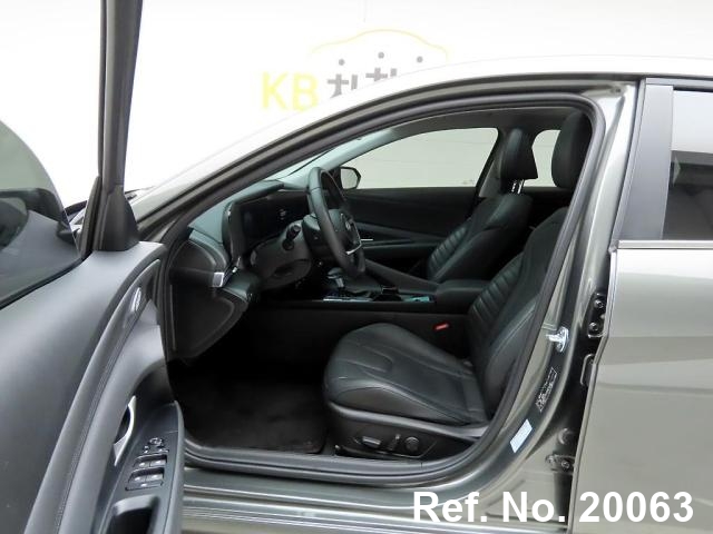  Hyundai / Avante Stock No. 20063